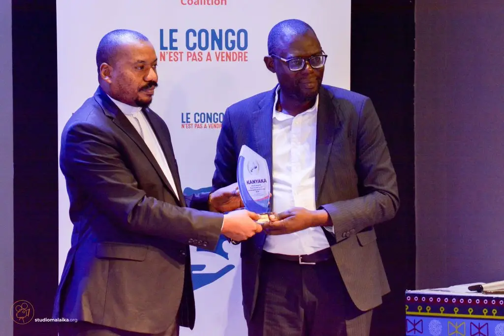Prix Kanyaka 2024 : L’Honorable Kasekwa Muhindo, recompensé champion de l’intégrité et de la lutte contre la Corruption en RDC